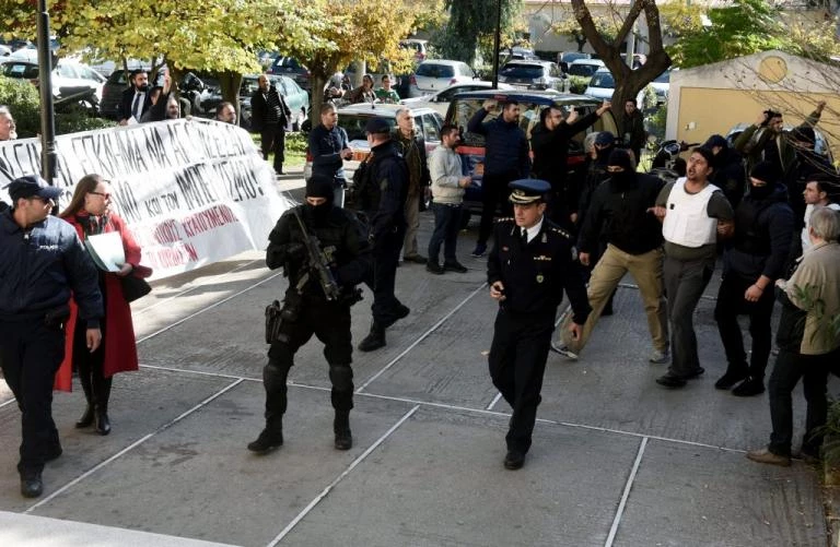 Τρίτο «όχι» από την Αθήνα στον Ερντογάν για την απέλαση 21χρονης Κούρδισσας